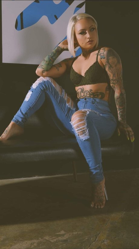 Vany Vicious pornstar beautiful archive