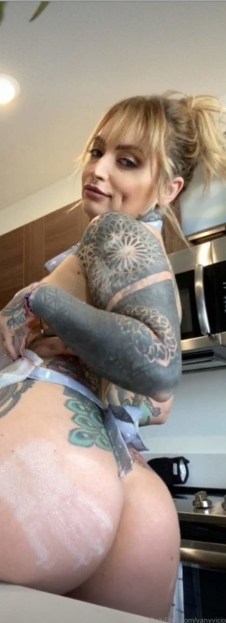 Vany Vicious free actress pictures