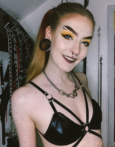 Filth Princess star beautiful image