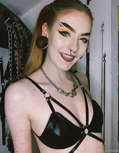 Filth Princess sex model photos