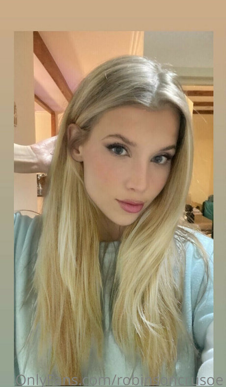 robinsoncrusoe star nude archive