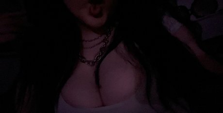 Angelinuhz top model archive