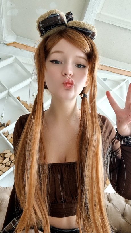 blonde hot wife onlyfans top photos