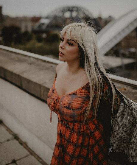 big tits blonde onlyfans free naked galleries