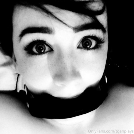 Toanplays model hd pics