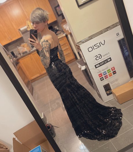 cute onlyfans erotic gallery