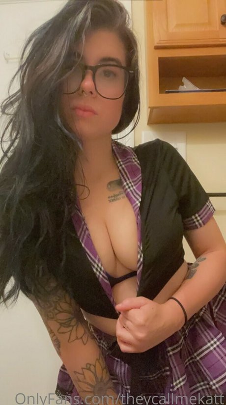 EGirl Slut star naked images