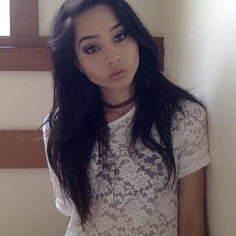 JasmineTea free model pic