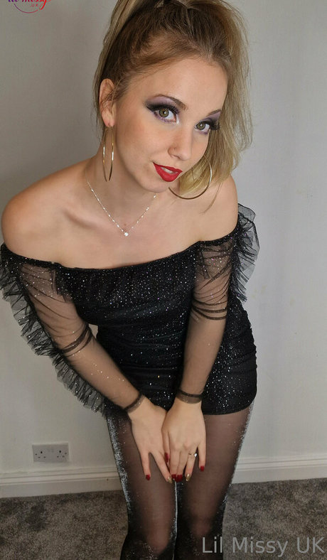 LiLMissyUK exclusive model images