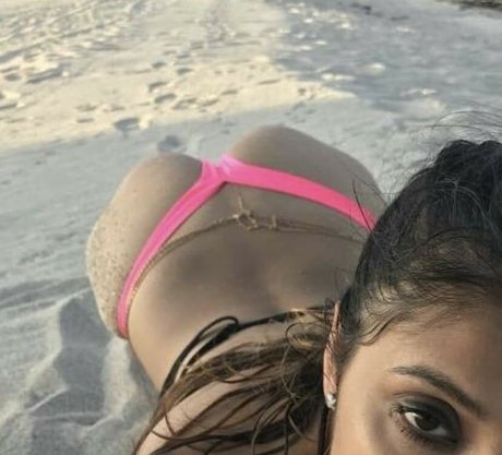 horny onlyfans adult pic