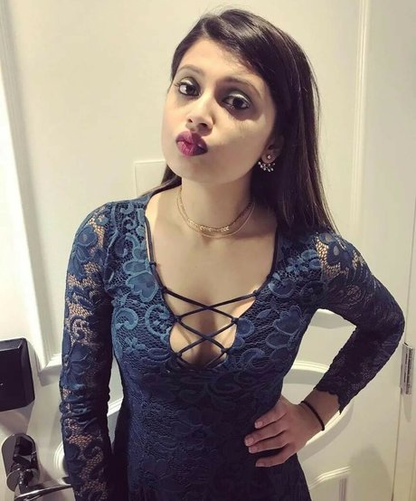 Extraperky model high quality galleries