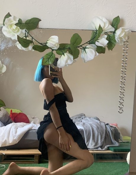 thisbicthdied hot pornstar archive