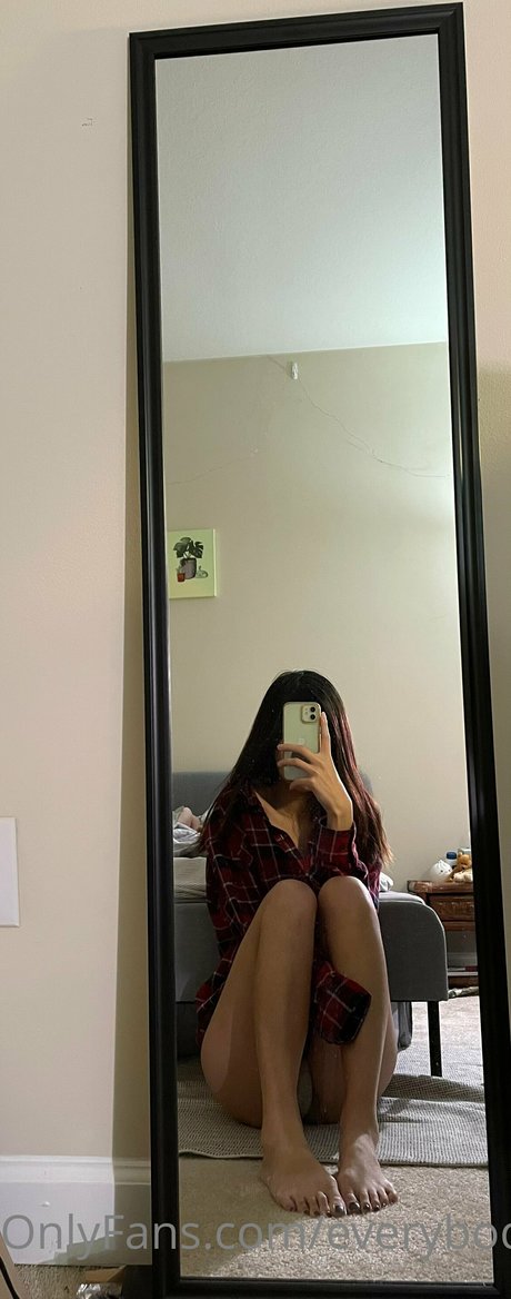 nude outdoor onlyfans art porn image