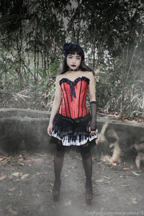 dana the asmaradana nice actress image