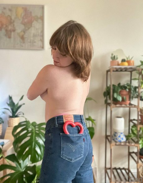 Dadeleine art pornstar photo