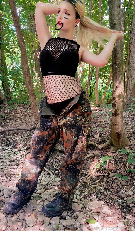 blonde masturbation onlyfans free archive