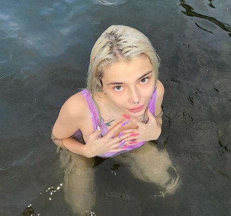 Nasteppa nude pornstar picture