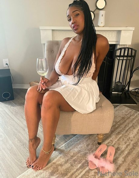 Nichole Sole pornstar xxx pic