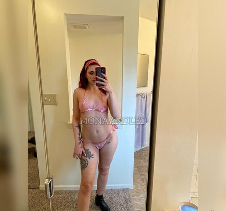 Mona Darling adult model photos