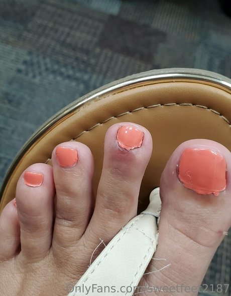 sweetfeet2187 sex model images