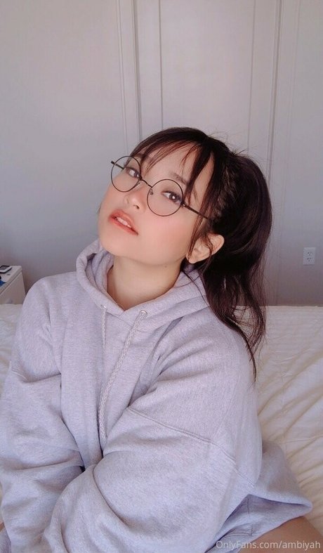 busty redhead onlyfans best picture