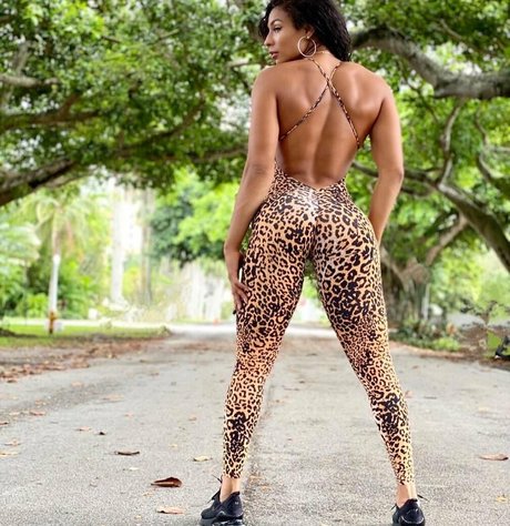 mega boobs onlyfans free nude pictures