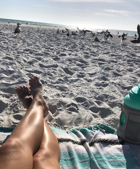 lesbian milf onlyfans top photos