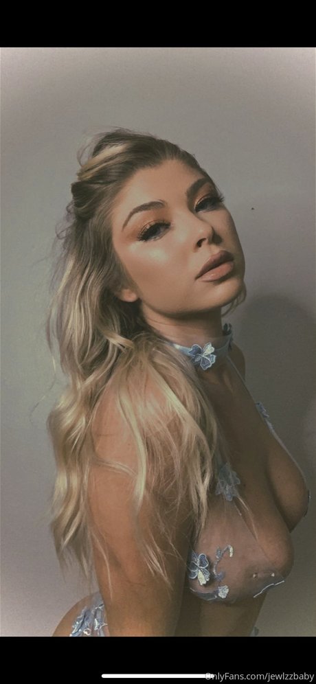 Ava Rosee Jewlzzbaby star nice pic