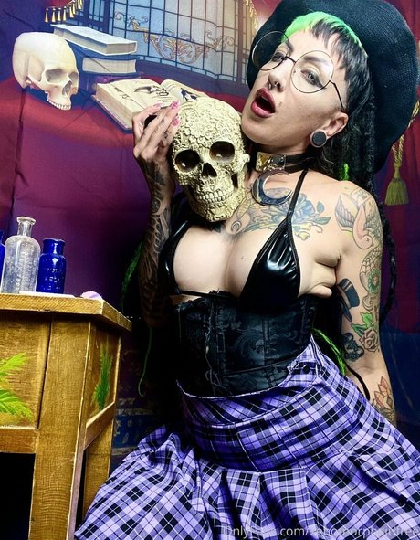 elfspitfree model exclusive img