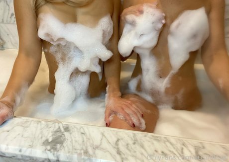 blowjob milf onlyfans pretty images