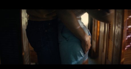 Emily Rudd erotic pornstar img