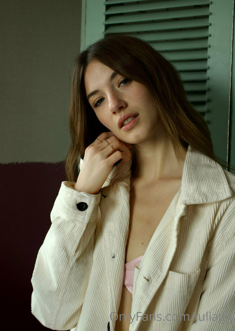 Julia Gauly star beautiful picture