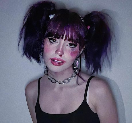 Mia Rodriguez model picture