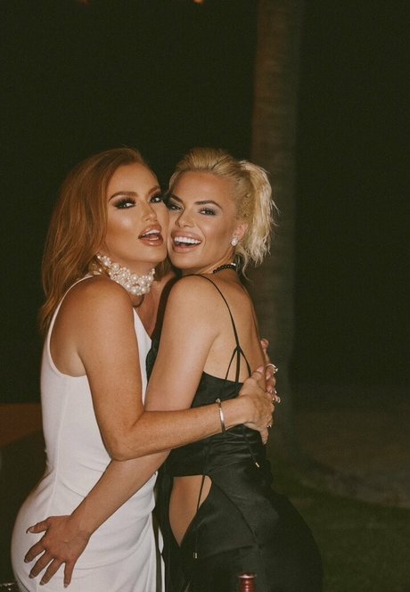 Tamarasuethorne star beautiful image