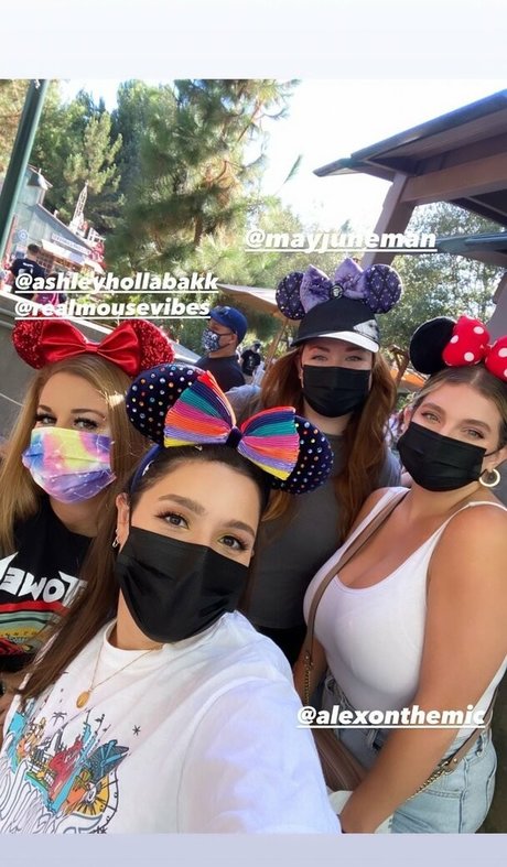 sexy redhead onlyfans hot images