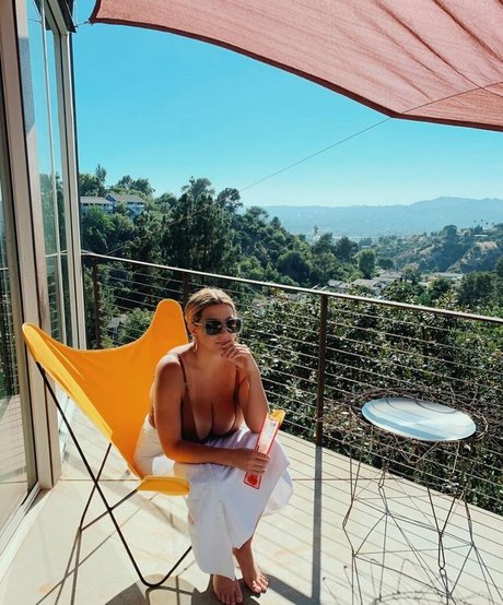 Alex Gervasi pretty star pics