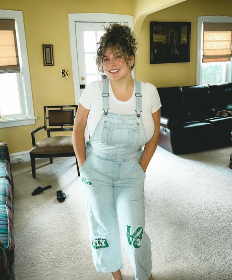 Alex Gervasi erotic star galleries