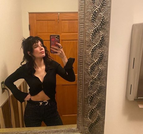 teacher onlyfans pretty picture