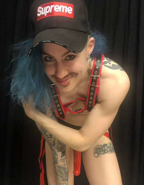 Comicbookgirl19 pornstar adult img