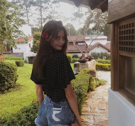 Jordan McEwen high quality actress pics