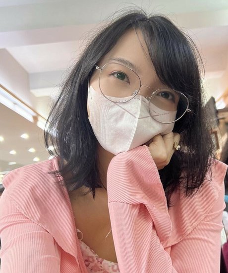 mature asian onlyfans sexy nude photo