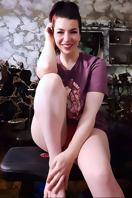 Kat Gunn naked model photo