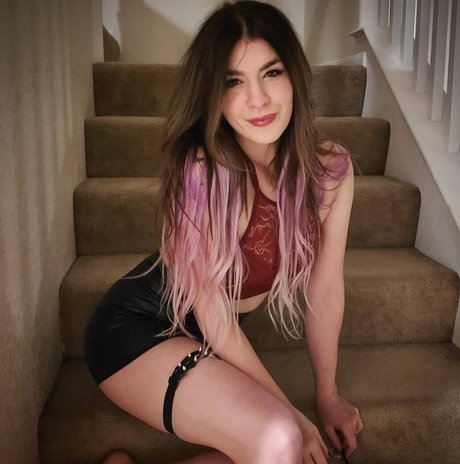 Kat Gunn pornstar exclusive pics