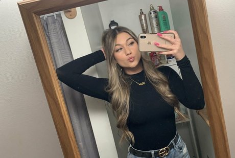 Kbbaby model beautiful img