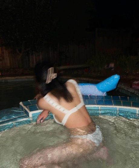 amateur lesbian onlyfans beautiful naked picture