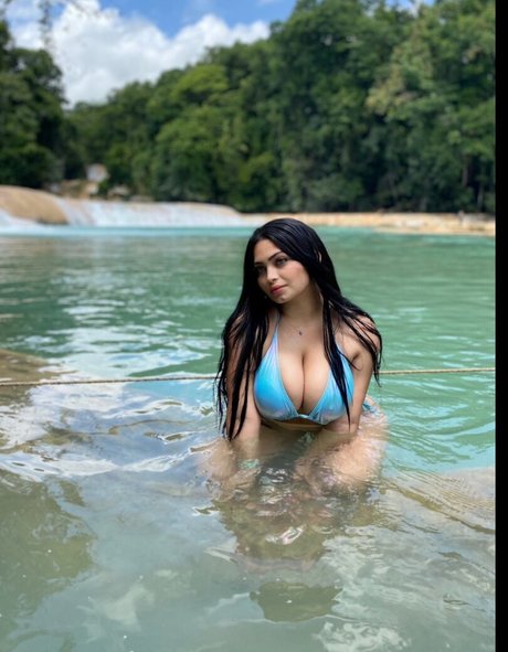 Loveusina pornstar exclusive photos