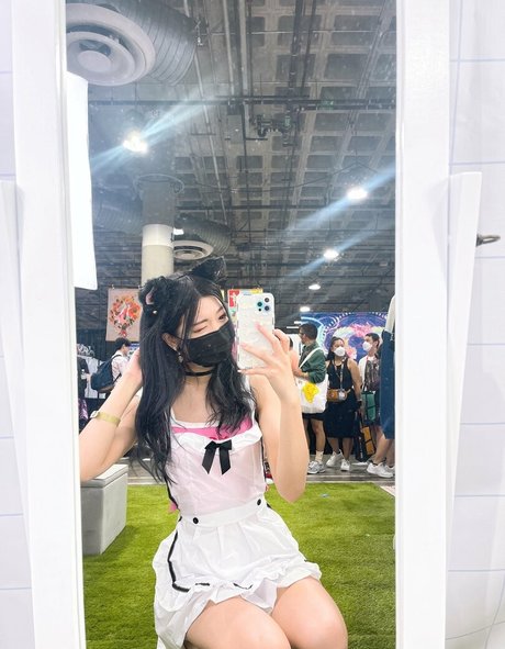 igumdrop nude star pics