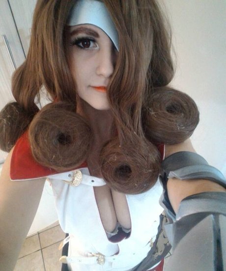 Renata Melo hd actress pics