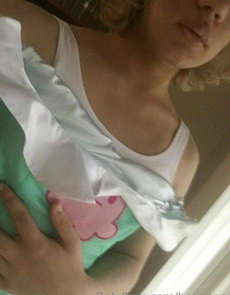 Hexanne erotic star galleries