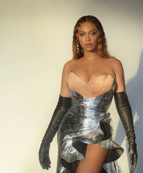 Beyonce pornstar erotic img